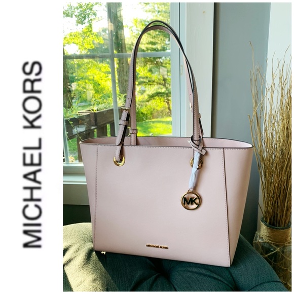 Michael Kors Handbags - NWT authentic MK leather Walsh tote blossom
